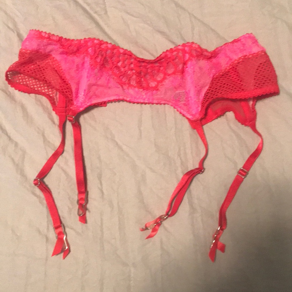 VS Garter Belt